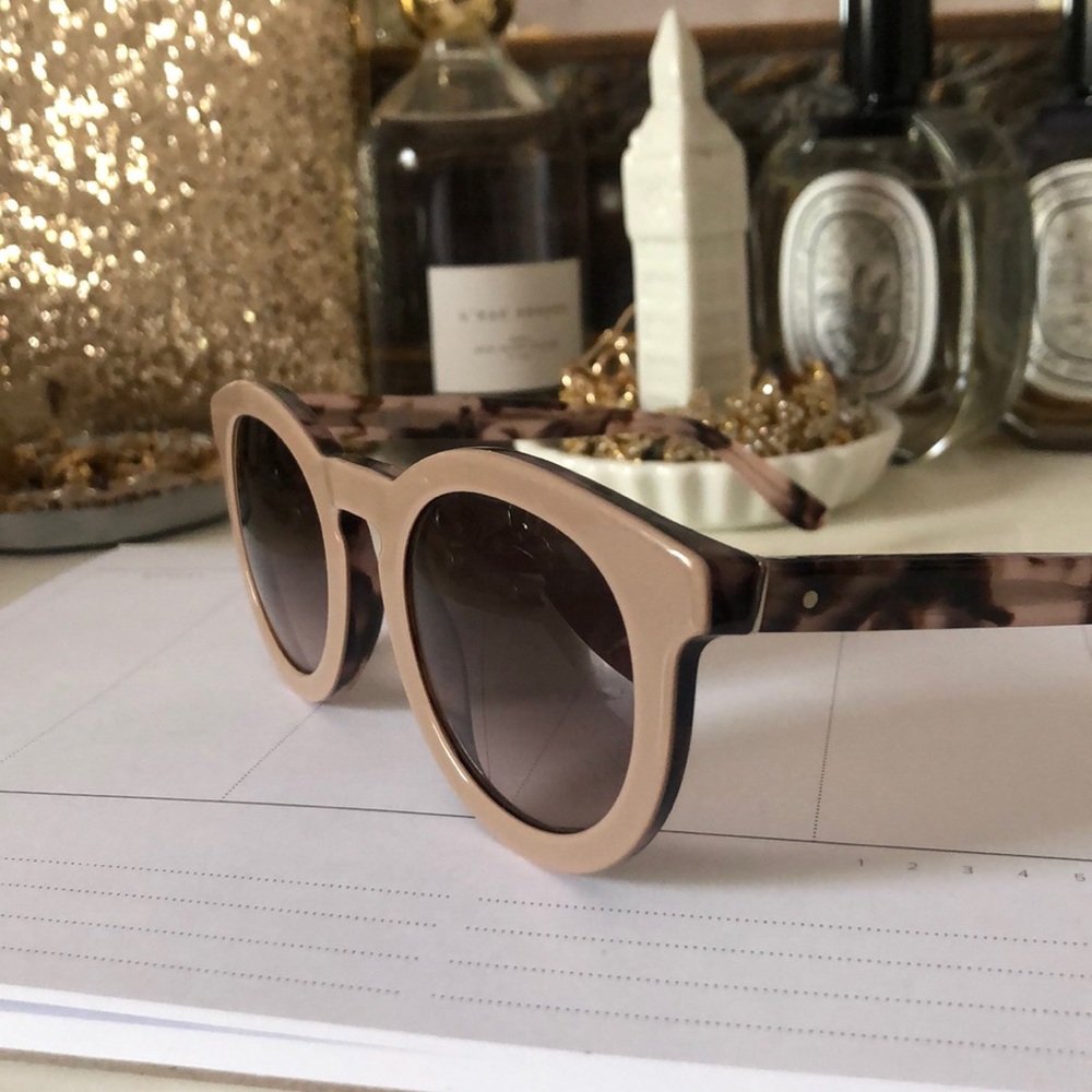 Hugo Boss sunglasses! - Picture 2 of 7